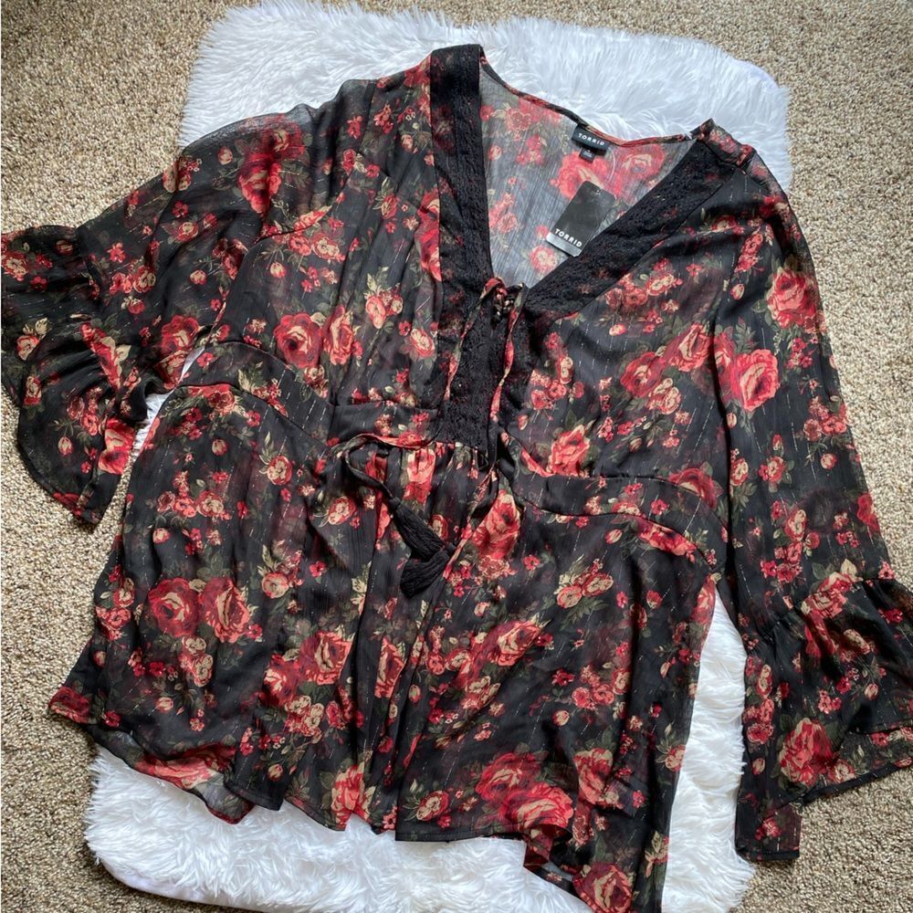 Torrid Top Floral Sheer Babydoll Bell Sleeve Gold Metallic Striped Flowy Size 4X